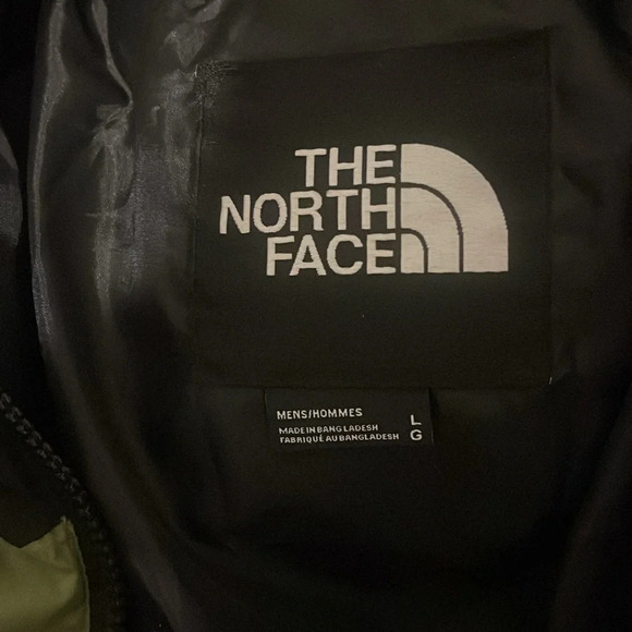 The North Face 1996 Retro Nuptse Jacket NWOT - Picture 10 of 13
